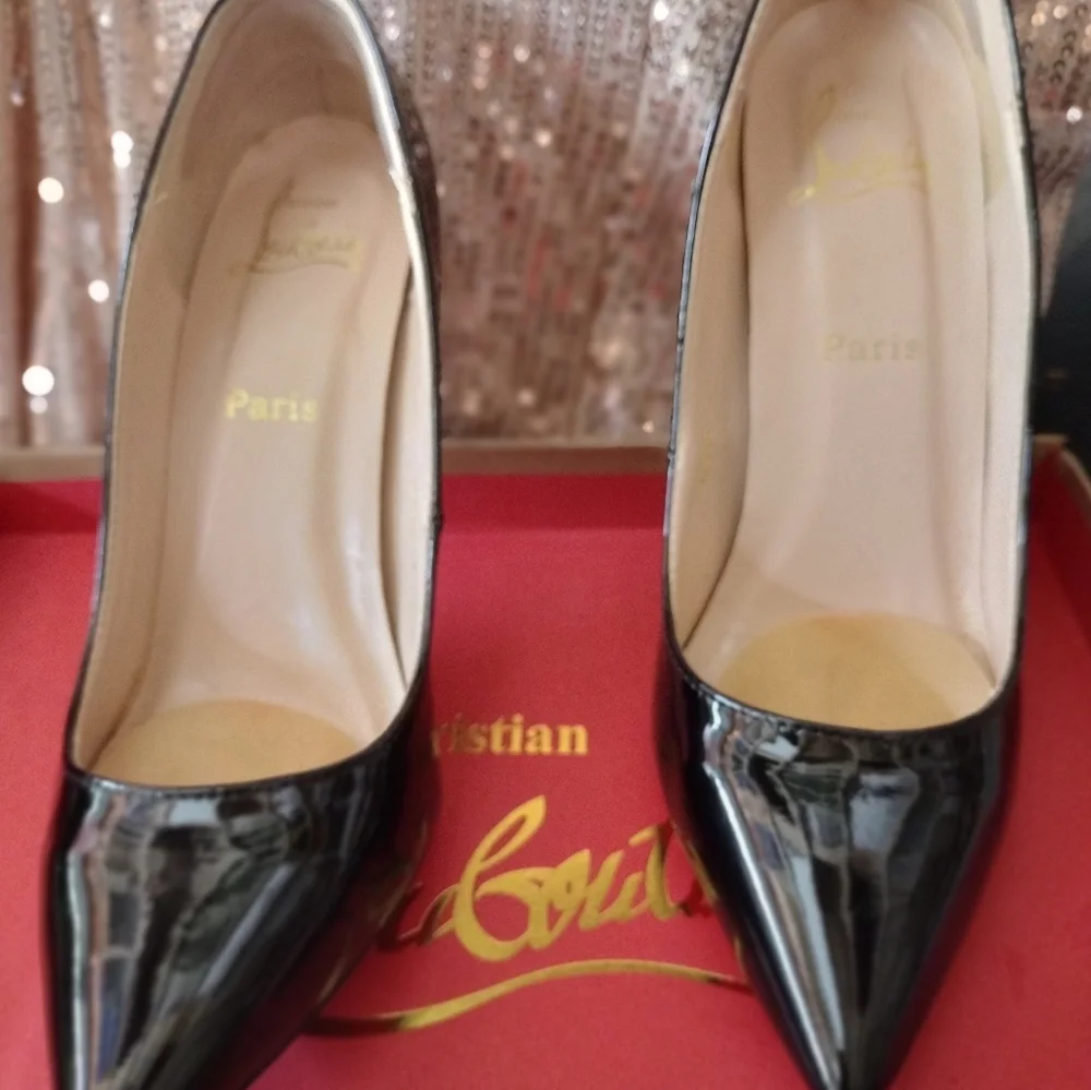 Christian louboutin heel shoes - Picture 2 of 6